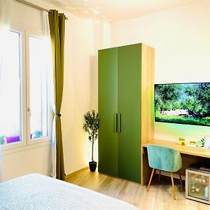 Double or Twin Room Private Bathroom